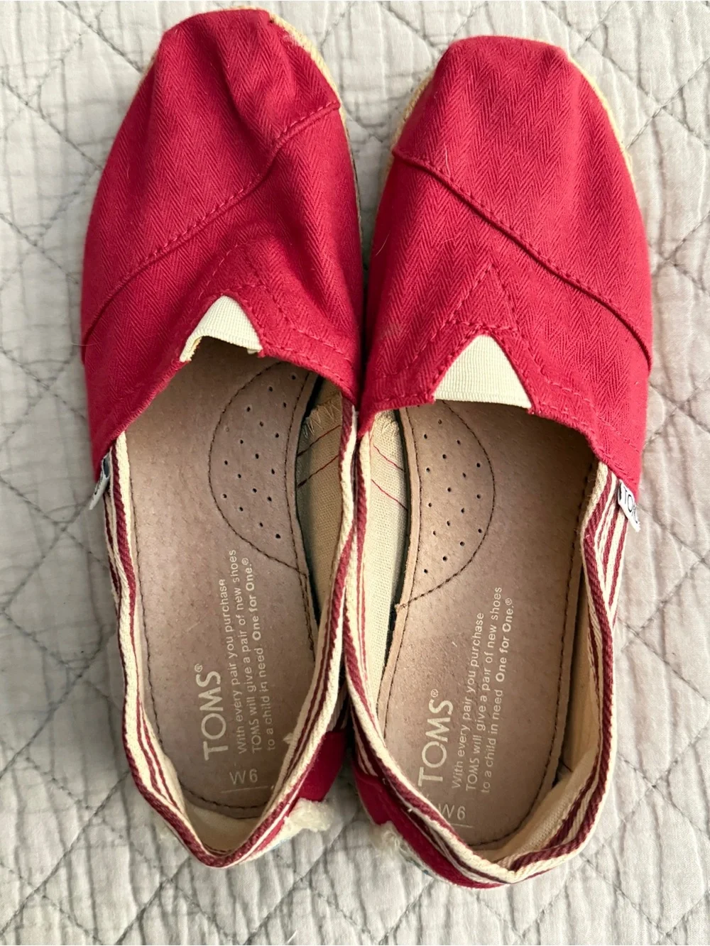 TOMS red and cream espadrilles, Size 6. NWOT.